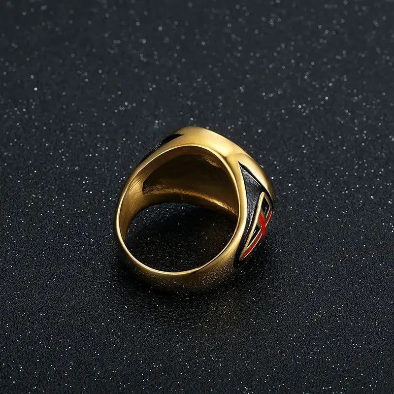 Anillo de titanio con escudo protector de armadura de caballero