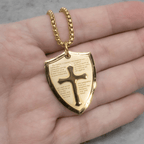 Collar con colgante de escudo cruzado del Padre Nuestro de acero inoxidable