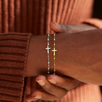 Pulsera de Cruz Minimalista Delicada
