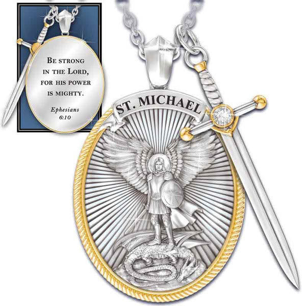 Collar con colgante de San Miguel con espada de dos tonos y escudo ovalado