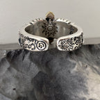 Anillo Ajustable Retro Alas Cruz Graffiti Letra
