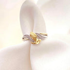 Anillo Manos Orando Oro y Plata