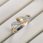 Anillo Manos Orando Oro y Plata