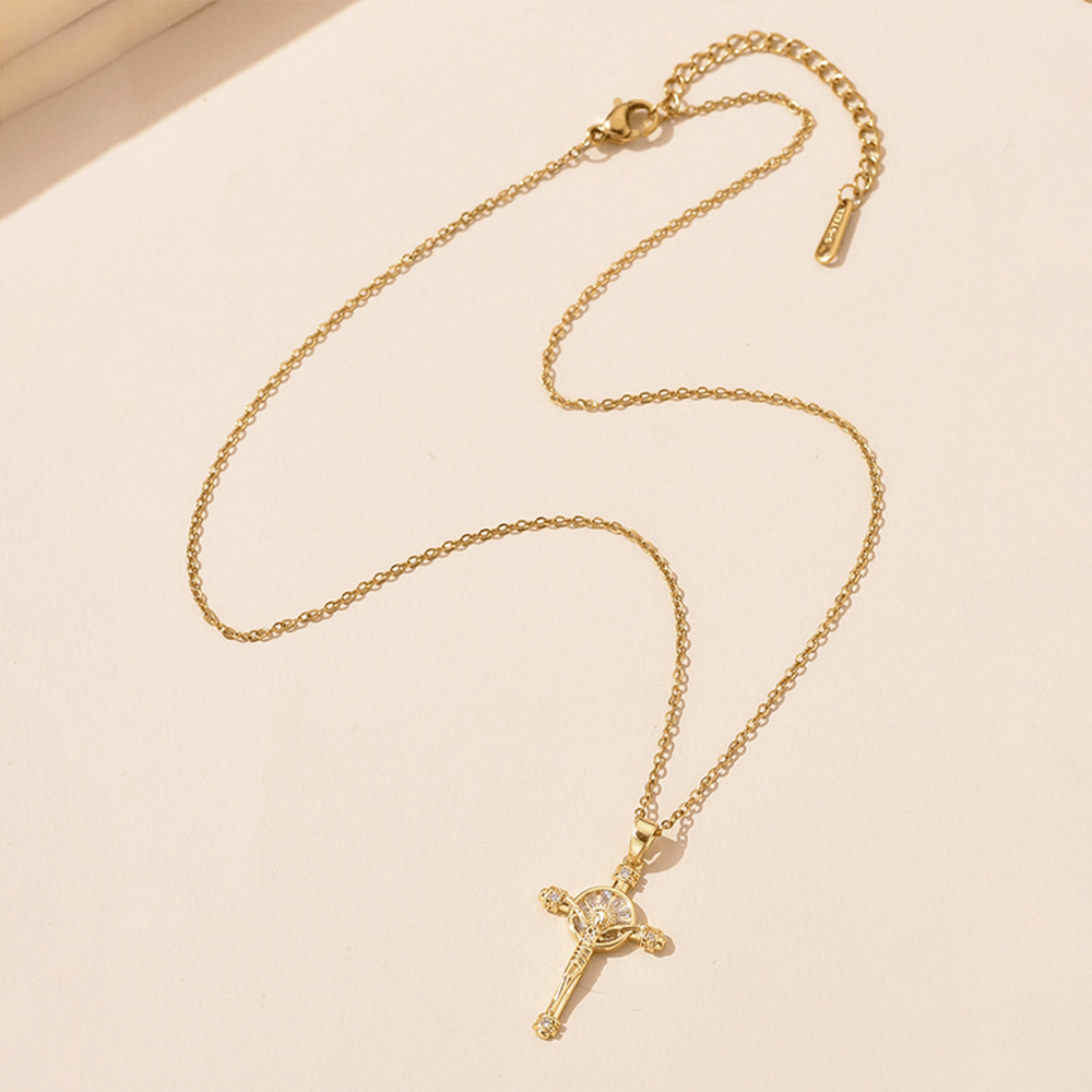 Collar de fe cristiana con crucifijo de Jesús