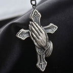 Colgante de cruz con manos orando estilo clásico, collar de titanio