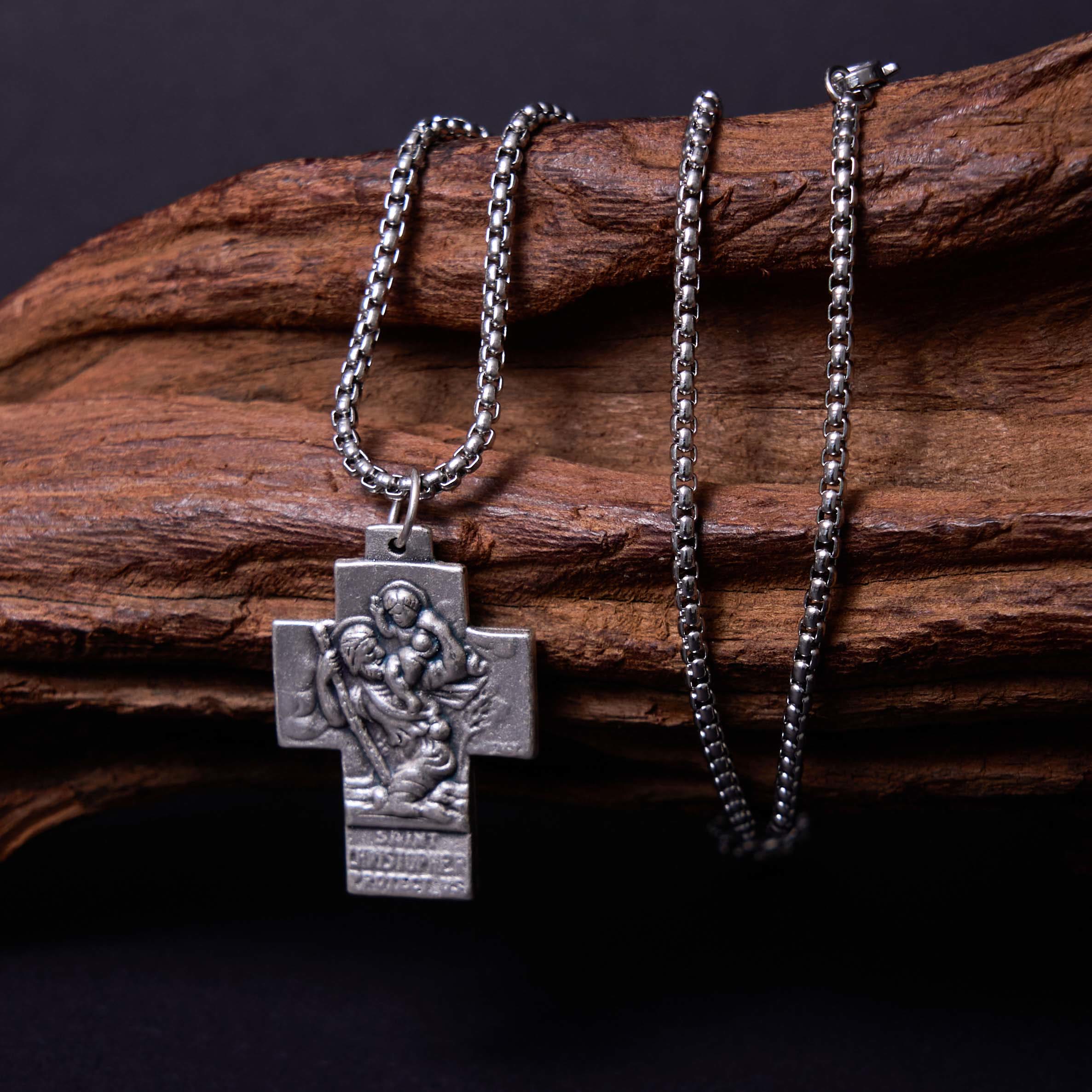 Collar de aleación con colgante de cruz de Jesús, María y José de estilo clásico