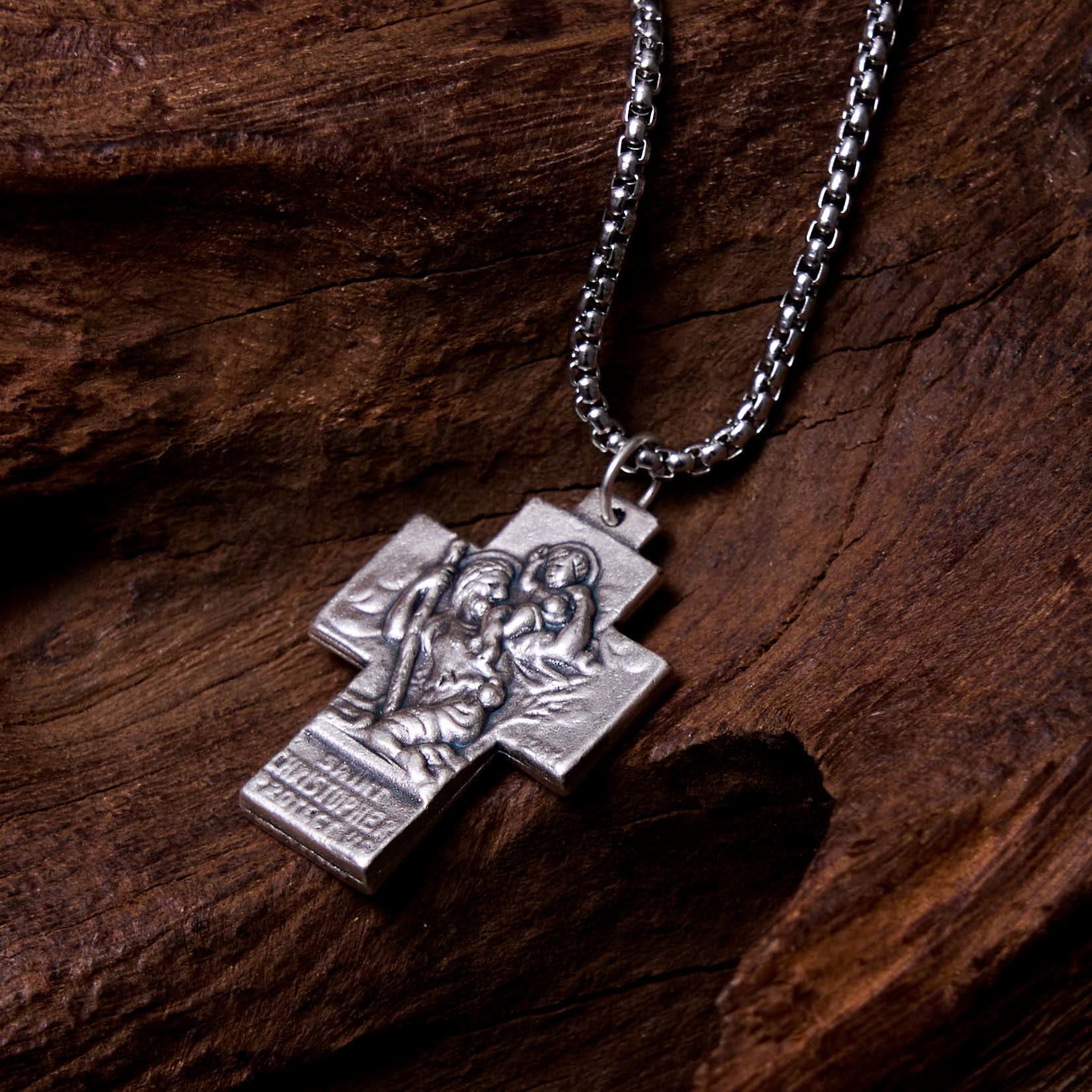 Collar de aleación con colgante de cruz de Jesús, María y José de estilo clásico