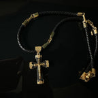 Collar con colgante de aleación negra y dorada, estilo de lujo, crucifijo, cruz de Jesús
