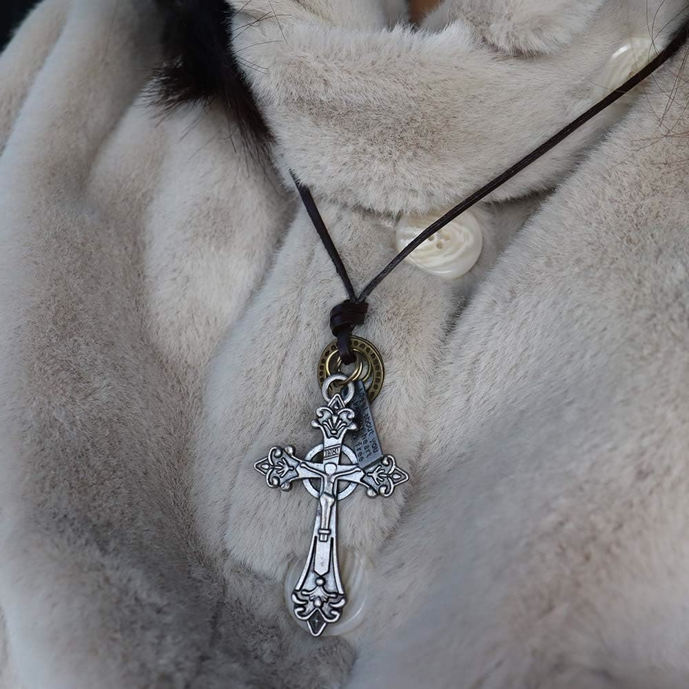 Collar de piel con colgante de crucifijo de estilo clásico retro