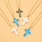 Collar con Colgante de Cobre de Crucifixión Estilo Minimalista