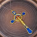Collar con colgante grande de crucifijo artesanal rojo/azul estilo clásico (5 colores)