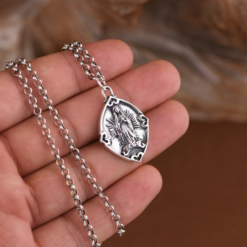 Collar con Colgante de Plata Esterlina de la Virgen de Guadalupe Estilo Retro Artesanal