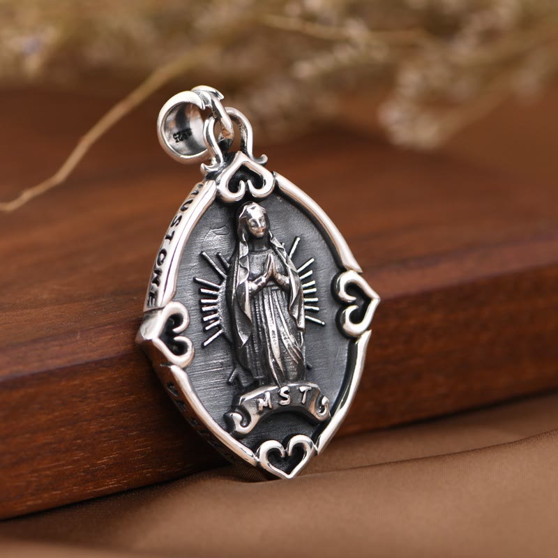 Collar con Colgante de Plata Esterlina de la Virgen de Guadalupe Estilo Retro Artesanal