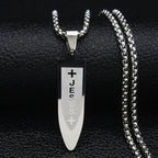 Collar colgante de cruz de Jesús divino grabado estilo moderno
