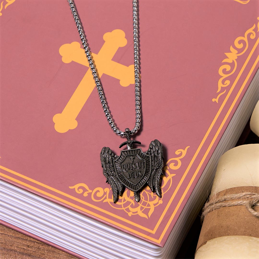 Collar Escudo de Fe de la Colección Ángel Guardián Quis Ut Deus