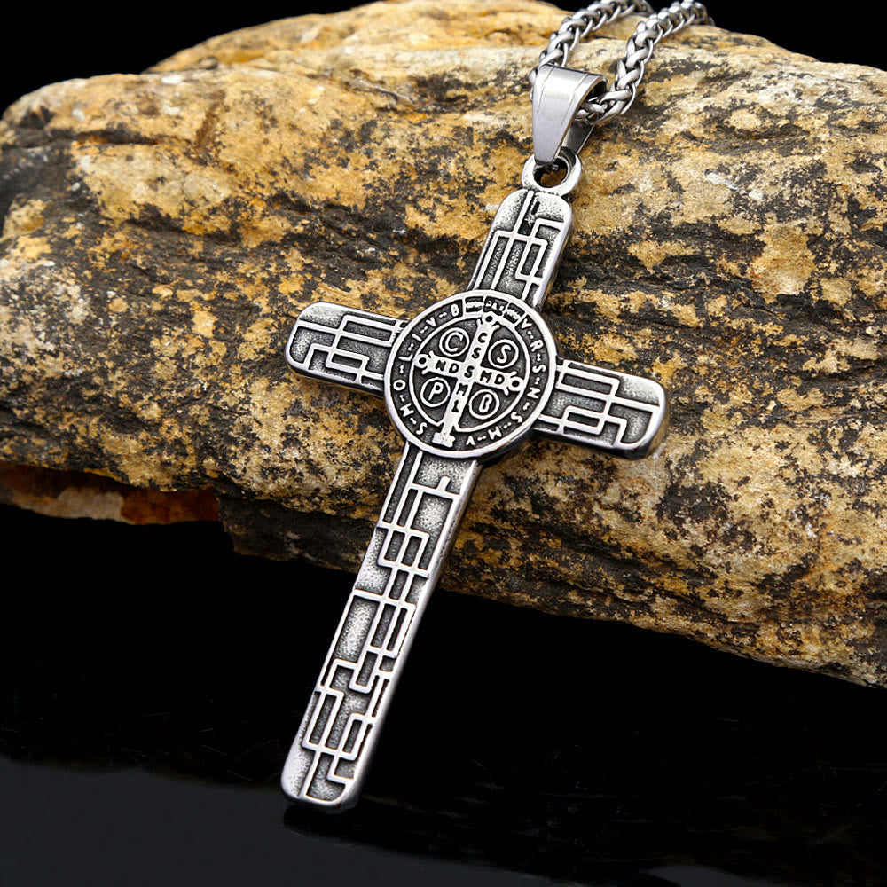 Collar con colgante de titanio de la Cruz de San Benito Protégenos