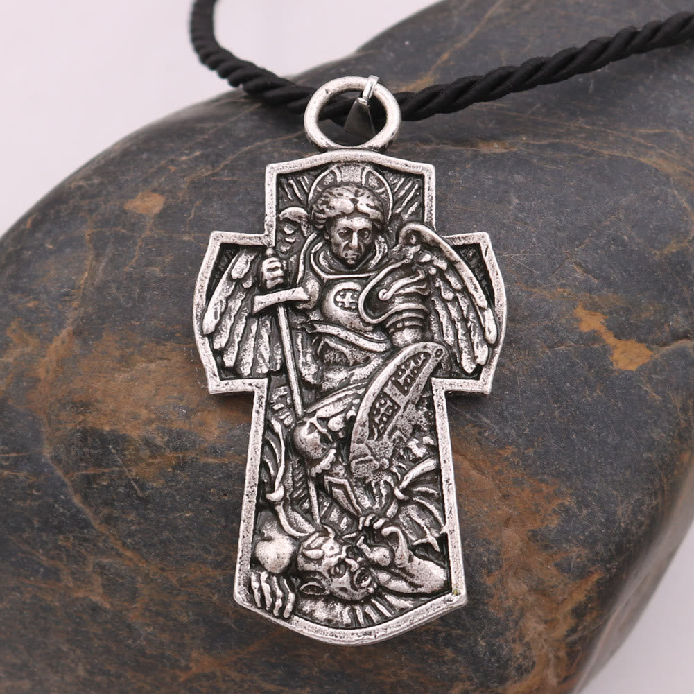 Medalla de San Miguel Arcángel Protégenos Collar con Colgante de Titanio