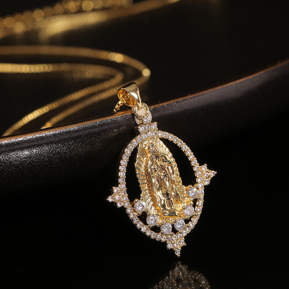 Collar con colgante de gemas de la Virgen de Guadalupe, estilo de lujo