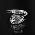 Anillo Ajustable de Plata de Ley 925 Grabado con Cruz - Elegancia en Devoción