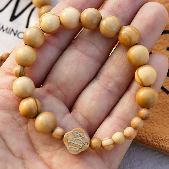 Pulsera de madera de olivo Rosario de rosas Pulsera elástica portátil
