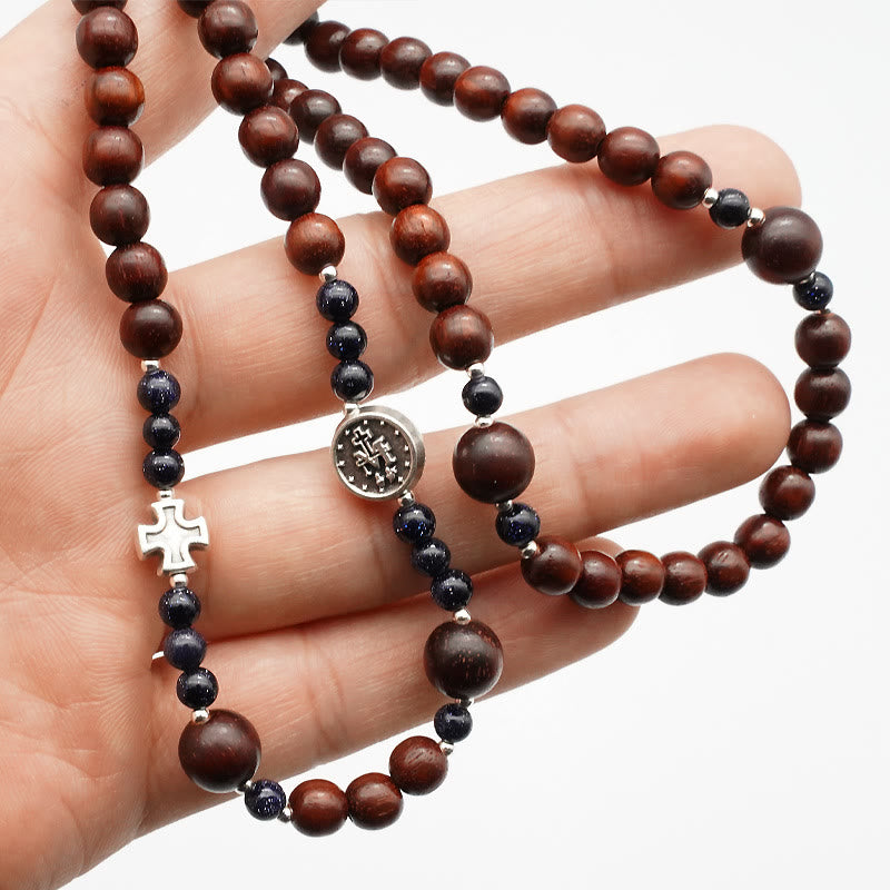 Pulsera elástica de palo de rosa de 6mm con tres círculos y cuentas de rosario divinas