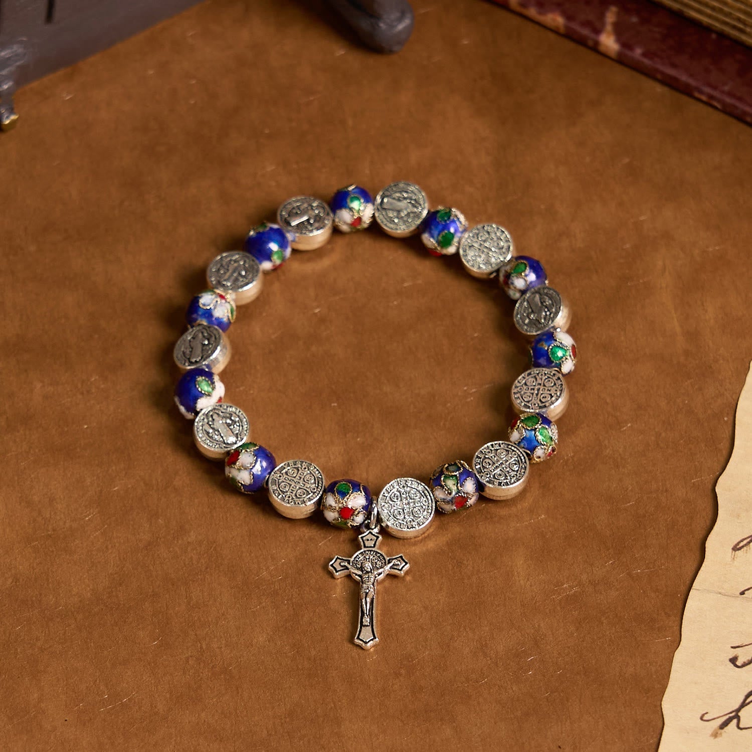 Pulsera de cuentas cloisonné azules hecha a mano con la bendición divina: Un símbolo de fe