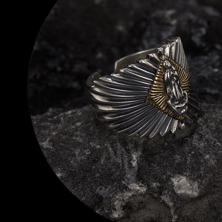 Anillo clásico y vintage de Plata de Ley 925 Nuestra Señora - En devoción, encuentra una esperanza ilimitada