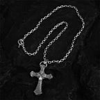 Collar de Crucifijo Clásico y Vintage de Plata de Ley 925: Fusionando la Estética Histórica con la Artesanía Moderna