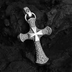 Collar de Crucifijo Clásico y Vintage de Plata de Ley 925: Fusionando la Estética Histórica con la Artesanía Moderna