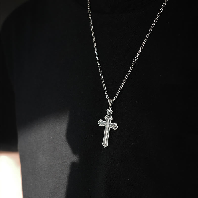 Collar de Crucifijo Clásico y Vintage de Plata de Ley 925 Victoria de la Vida: Emblema del Triunfo Divino