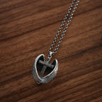 Collar de alas de ángel y cruz de plata de ley 925: Encarnando la fe y la gracia celestial