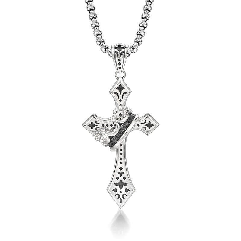Collar con Cruz Vintage y Clásico de Plata de Ley 925: Un Lujoso Emblema de Fe