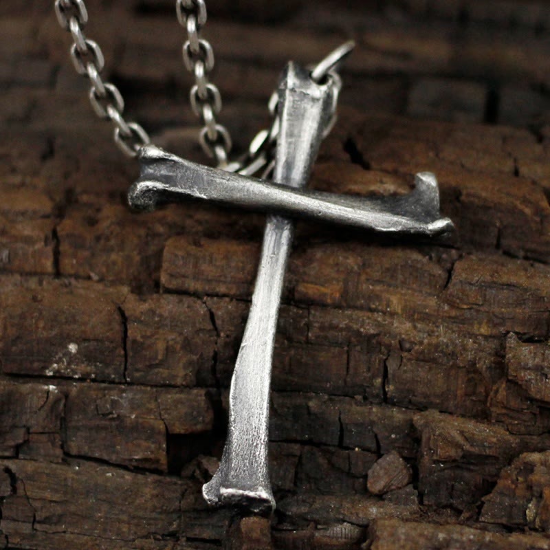 Collar de plata de ley 925 con forma de hueso, moderno y minimalista: Mostrando personalidad en la sencillez