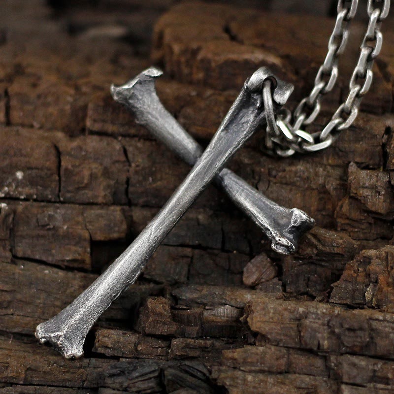 Collar de plata de ley 925 con forma de hueso, moderno y minimalista: Mostrando personalidad en la sencillez