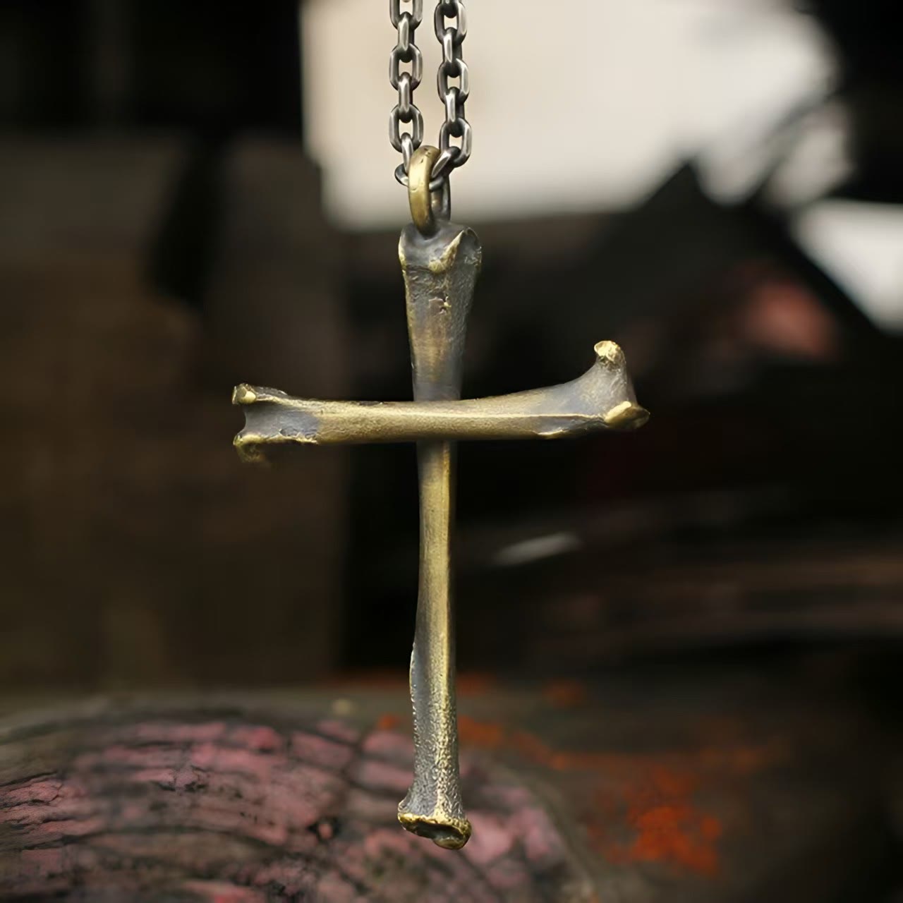Collar de plata de ley 925 con forma de hueso, moderno y minimalista: Mostrando personalidad en la sencillez