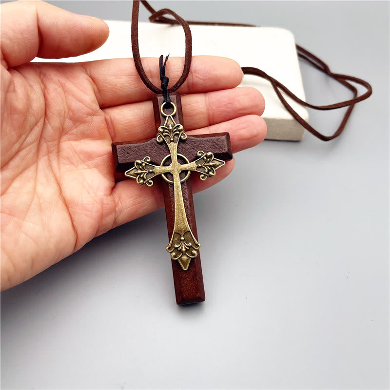Collar Vintage Cruz Doble de Madera y Metal