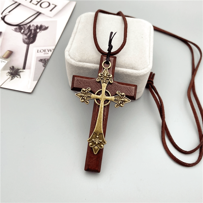 Collar Vintage Cruz Doble de Madera y Metal