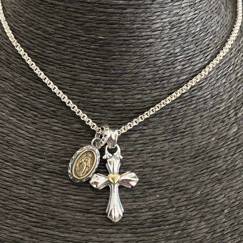 Collar vintage de plata de ley 925 con dijes de María y cruz: emblema de fe y devoción