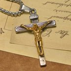 Collar con colgante de crucifijo de 3 colores: Amuleto divino de fe