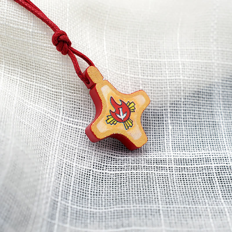 Collar con colgante de cruz de madera del Espíritu Santo y medalla esmaltada en rojo