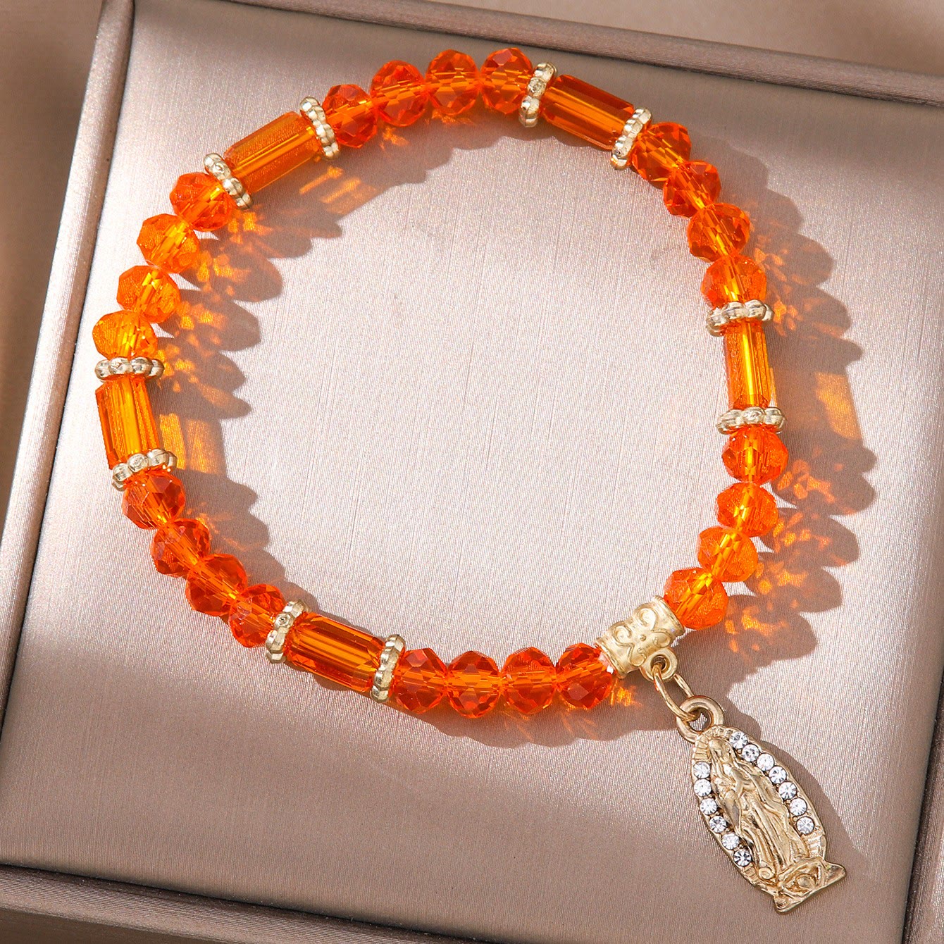 Pulsera romántica de cristal transparente multicolor con medalla milagrosa dorada y de diamantes