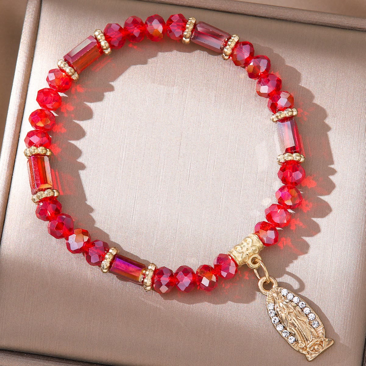 Pulsera romántica de cristal transparente multicolor con medalla milagrosa dorada y de diamantes