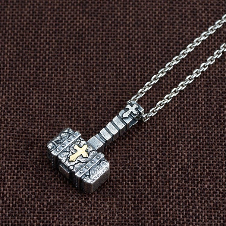 Collar de cruz de martillo de plata 925 sagrada: Símbolo de fe robusto con toque retro