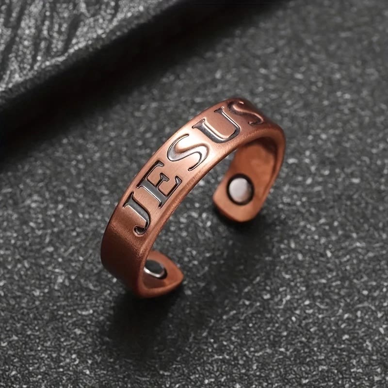 Anillo de Cobre Ajustable de Jesús Minimalista: Símbolo Distintivo de Fe