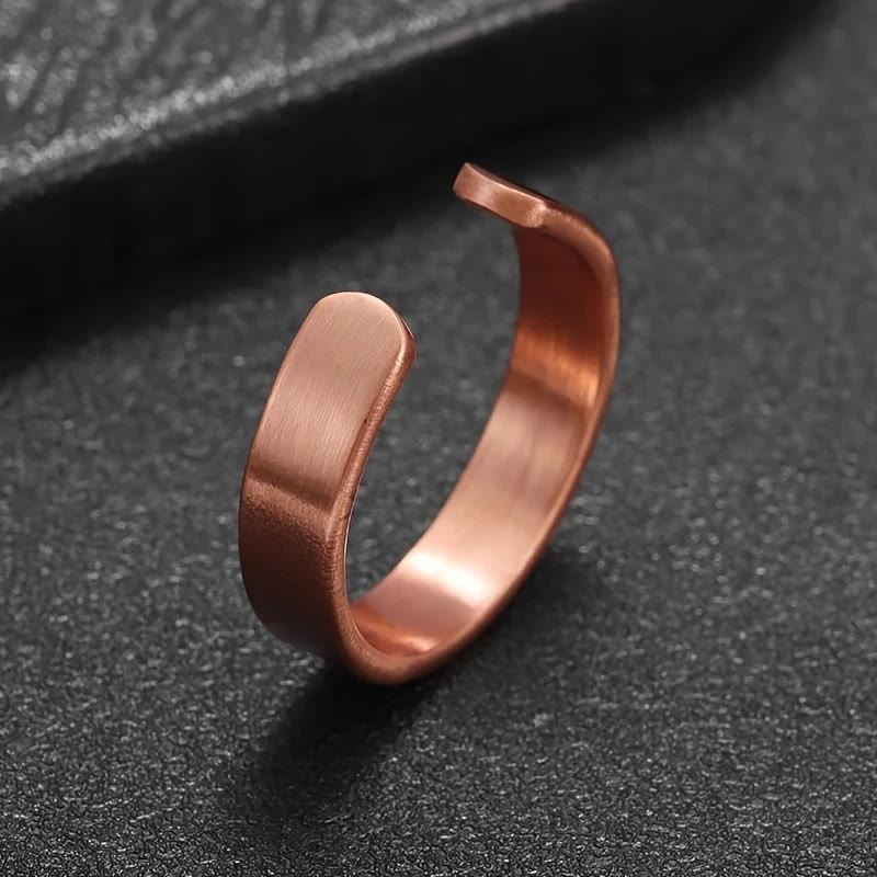 Anillo de Cobre Ajustable de Jesús Minimalista: Símbolo Distintivo de Fe