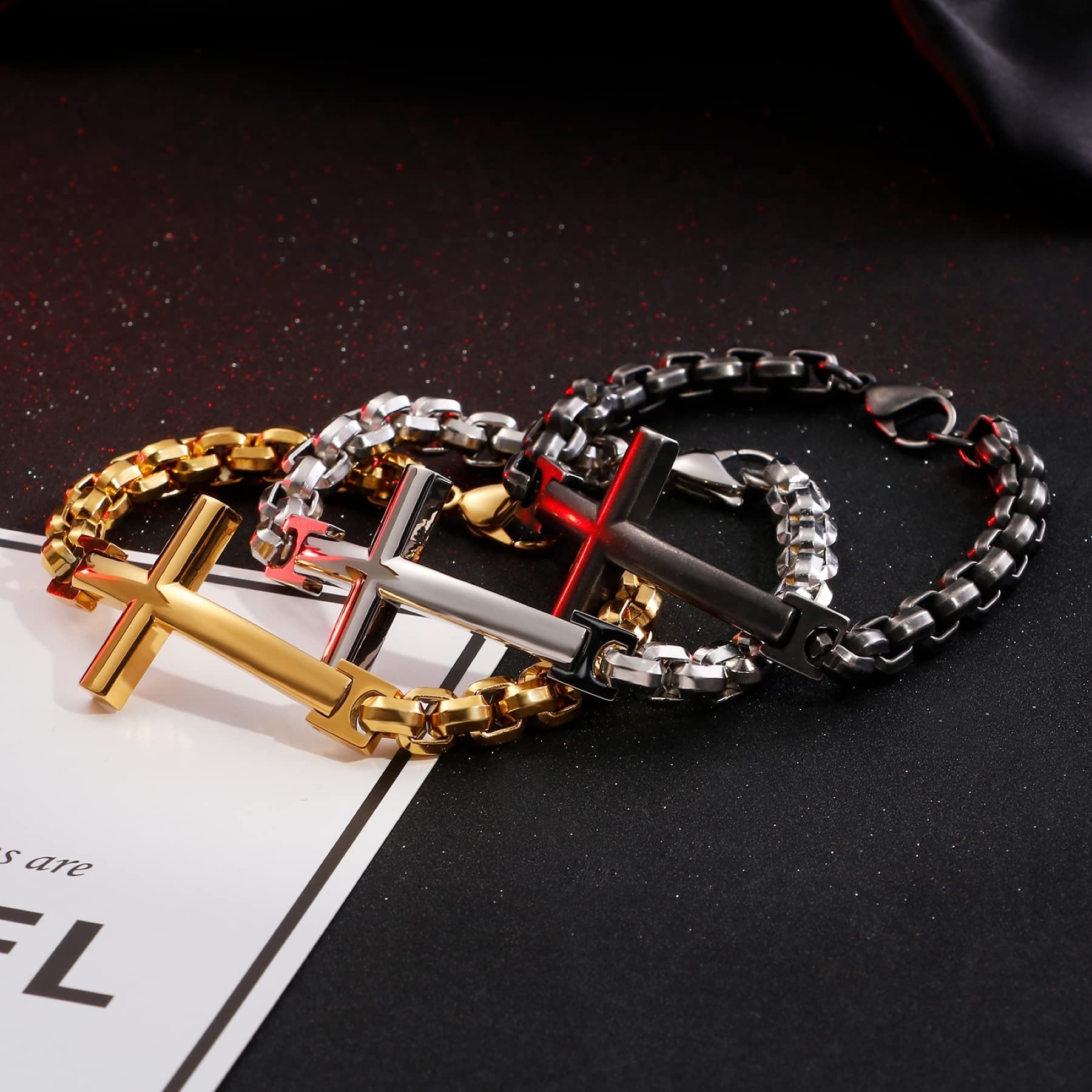 Pulsera con Cruz Minimalista Multicolor de Líneas Estilizadas y Alma Fiel
