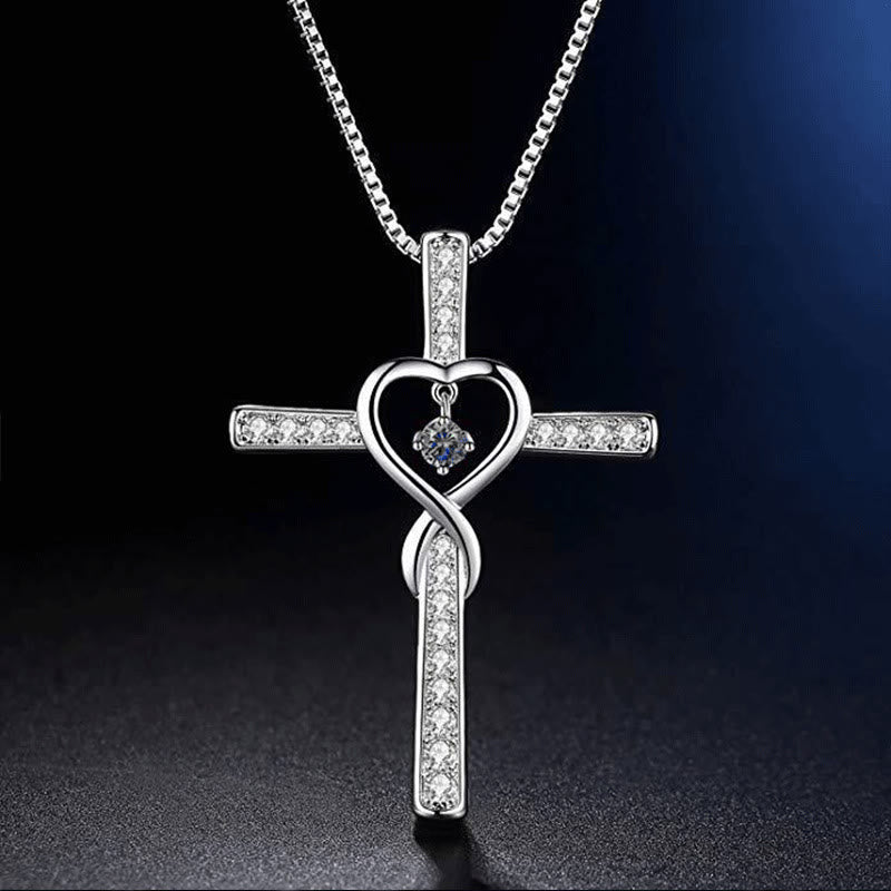 Collar Cruz de Piedra de Nacimiento de 12 Meses con Diseño de Corazón y Acentos Brillantes