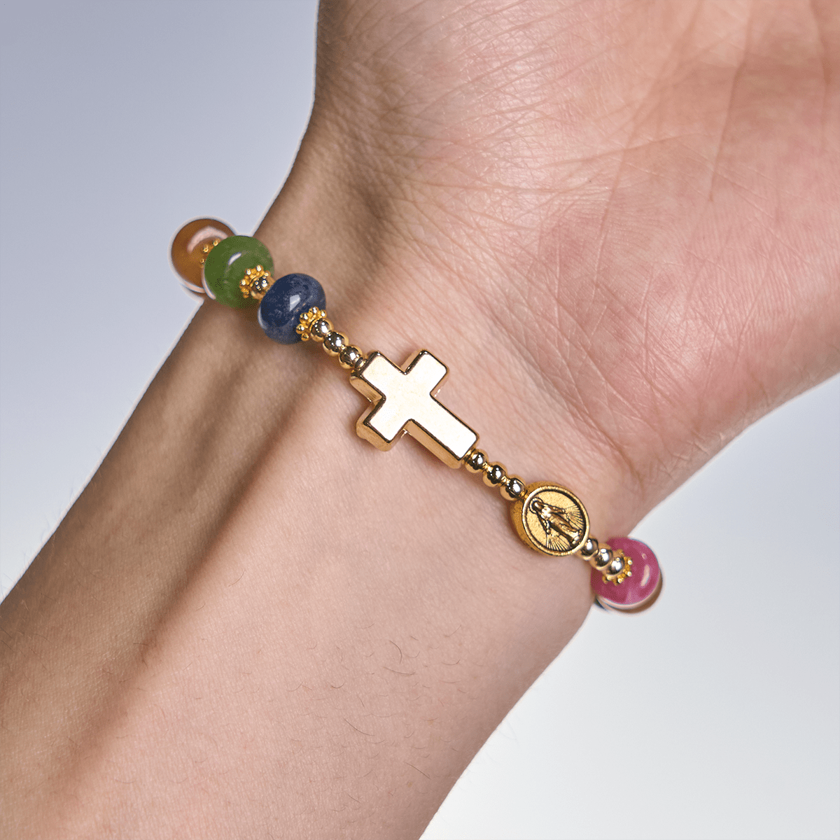 Pulsera de Cuentas de Turmalina con Cruz y Medalla Milagrosa