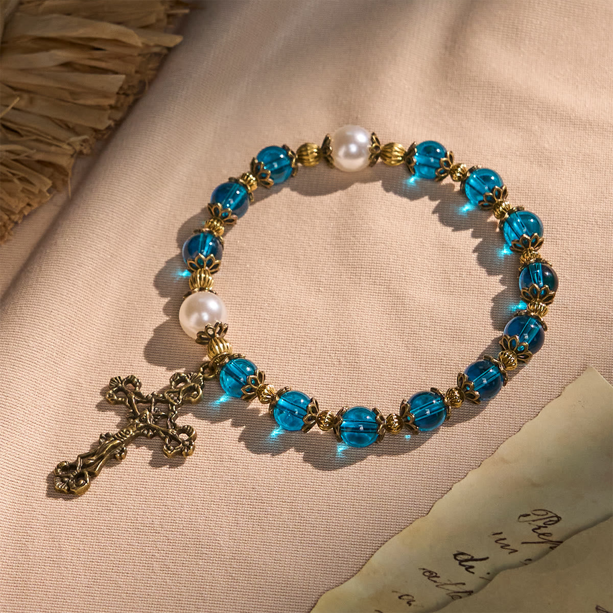 Pulseras de Cuentas Brillantes Azules Espirituales con Crucifijo de Latón Sagrado