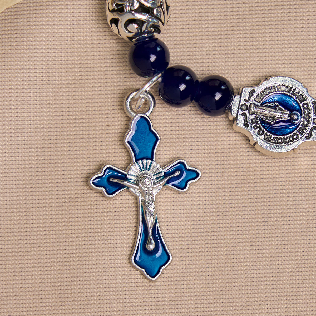 Elegantes pulseras de abalorios azul marino con crucifijo y Medalla Milagrosa